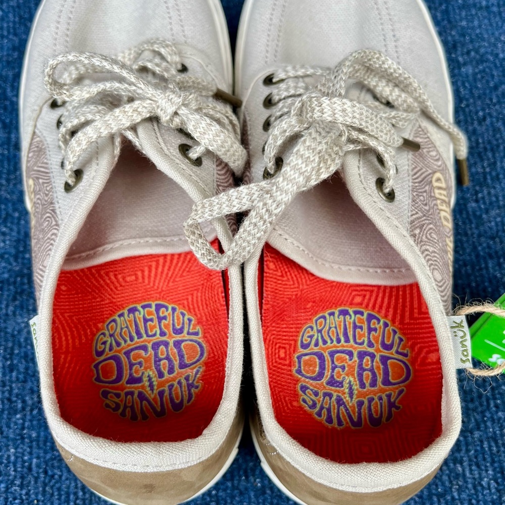 Sanuk Greatful Dead shoes men size 8 New with tags tan - Picture 10 of 10